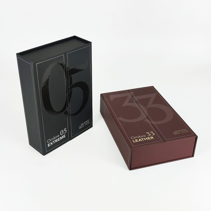 Pacáistiú cumhráin dochta lámhdhéanta le mionsonraí scragall óir agus EVA Foam Insert HP019