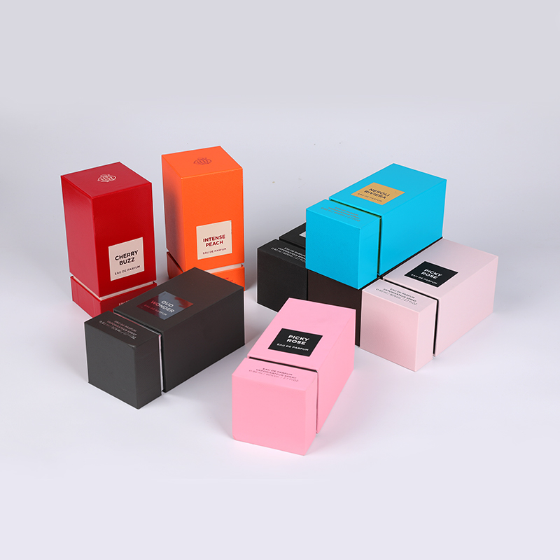 Gairdín cmyk priontála cmyk