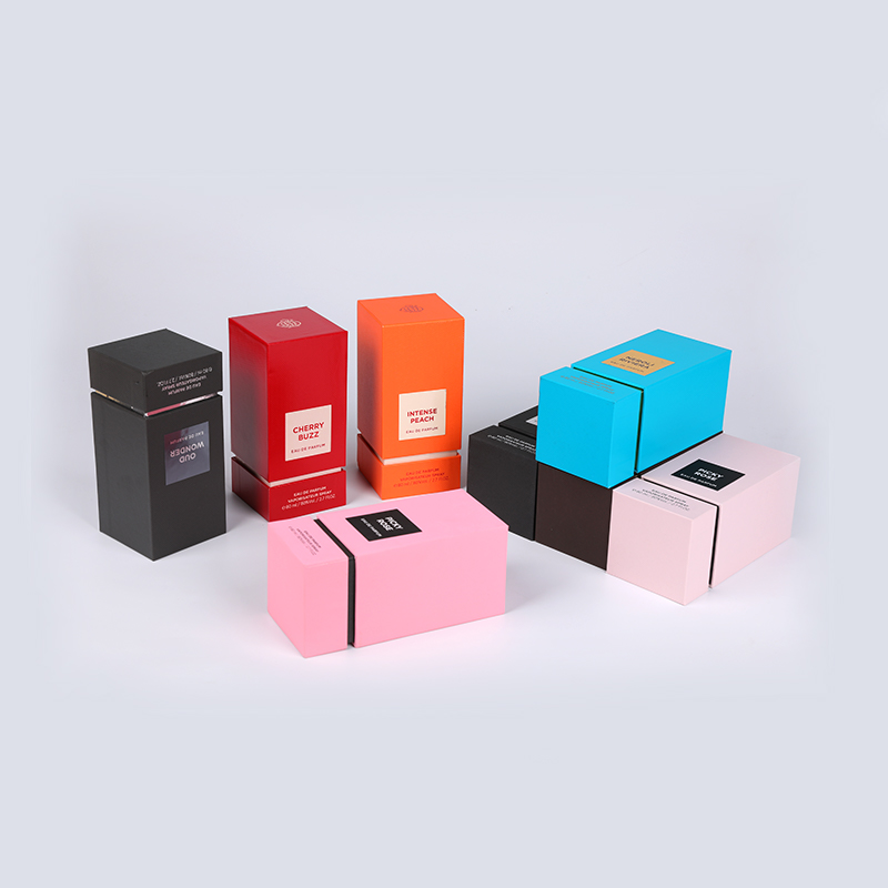 Gairdín cmyk priontála cmyk